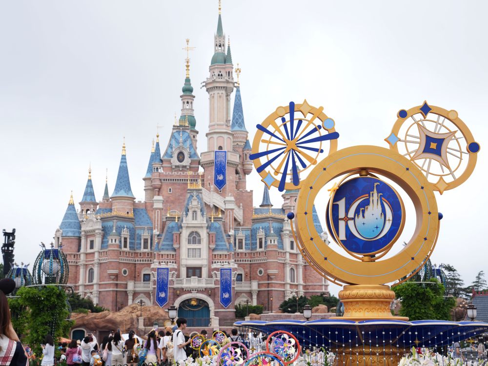 Cina, nuove attrazioni per il decimo anniversario di Shanghai Disneyland
