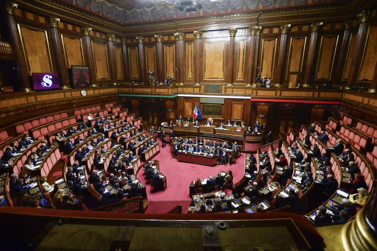 Via libera definitivo al Decreto Lavoro, Meloni “Manteniamo gli impegni”