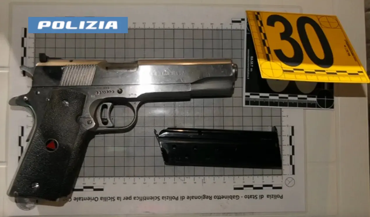 Tre minorenni feriti durante una sparatoria a Catania, un arresto
