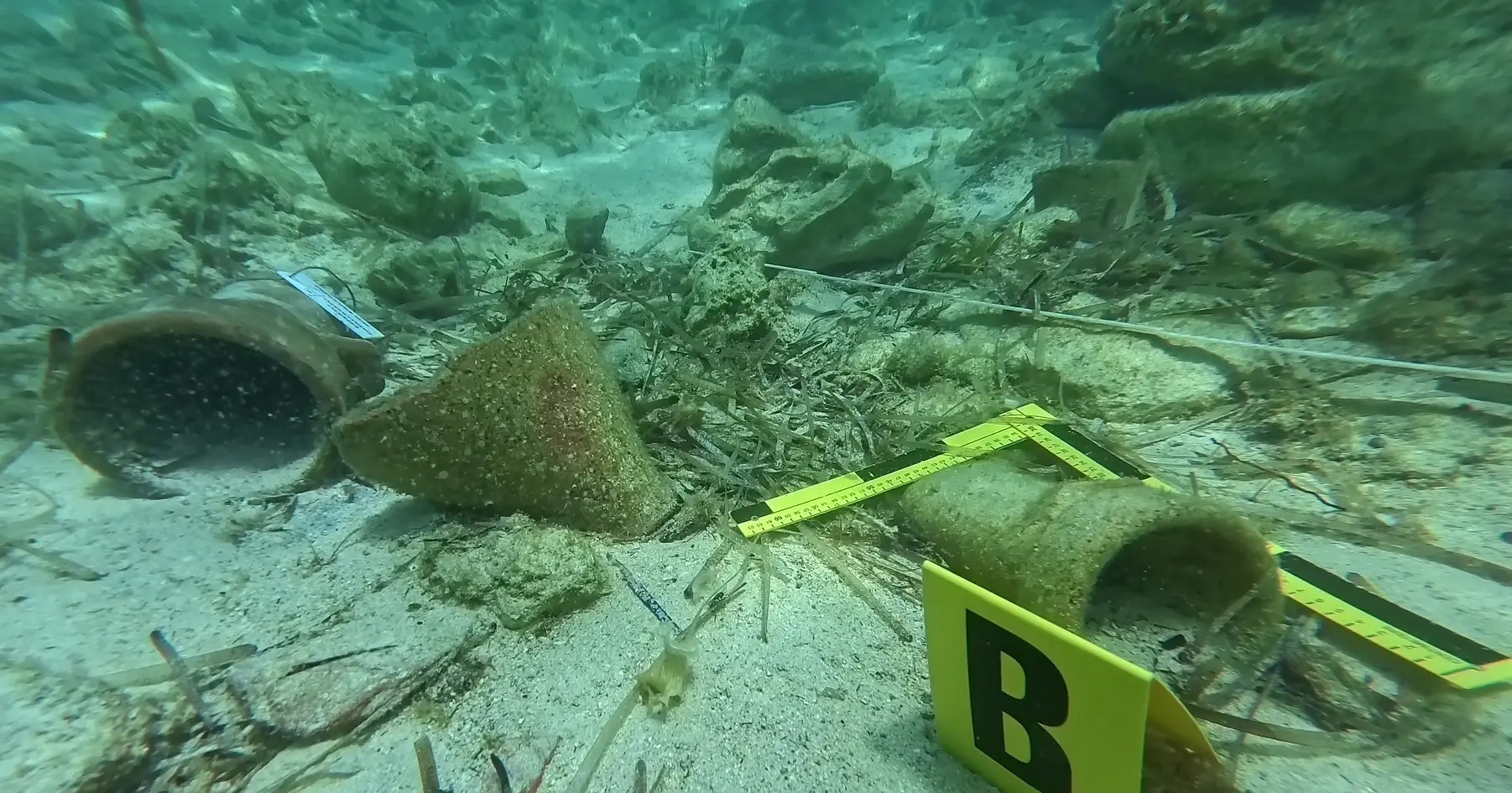 Archeologia subacquea, recuperati reperti a Lampedusa con attività congiunta di tutela del patrimonio culturale. Scarpinato: “Bene la sinergia”