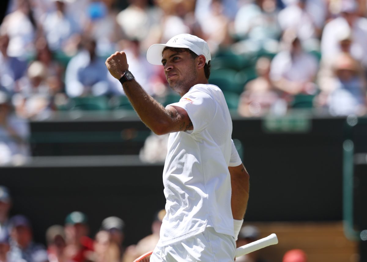 Cobolli batte De Minaur in tre set e vola ai quarti di Wimbledon