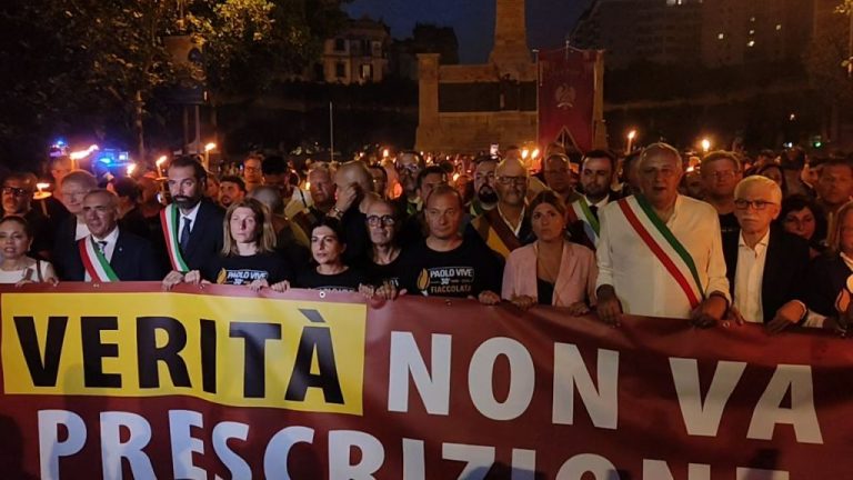 “Paolo vive”, a Palermo una fiaccolata per ricordare la strage di via D’Amelio