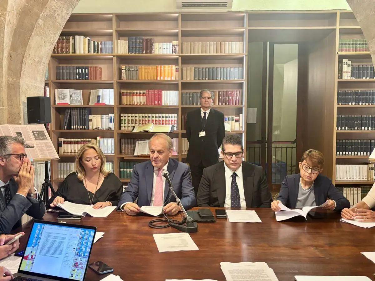 Presentato il bilancio annuale della commissione Antimafia dell’Ars, “Istituzioni fragili e clan forti”