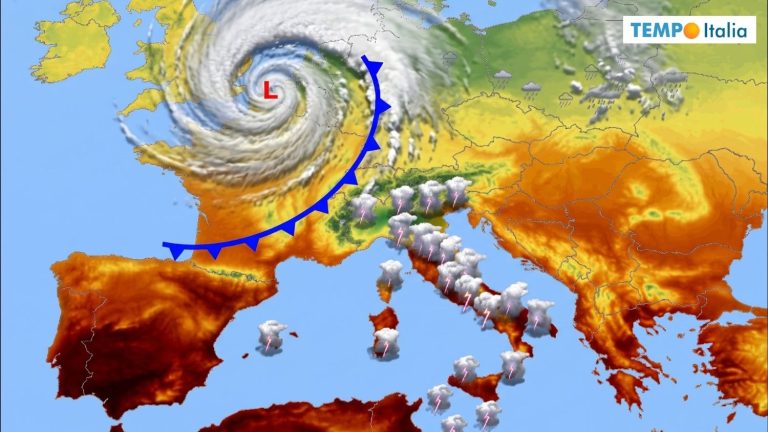 Grandine, temporali tropicali. La nuova Estate può attendere