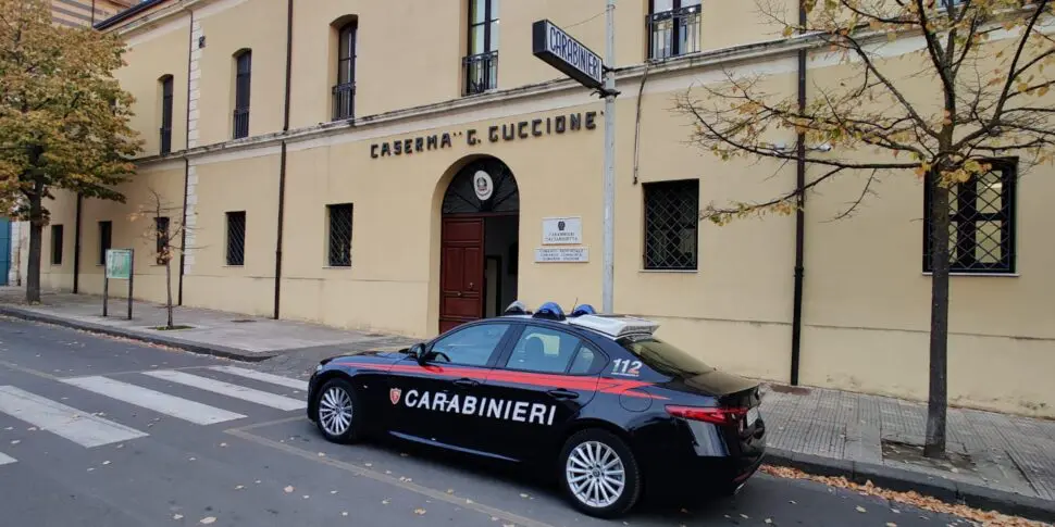 Caltanissetta, atti sessuali con una minorenne: due arresti