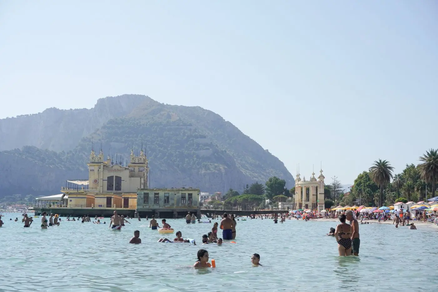 Palermo, nuova ordinanza sul divieto di balneazione lungo il litorale di Mondello. Ass. Ferrandelli “Stiamo agendo con responsabilità” / Video