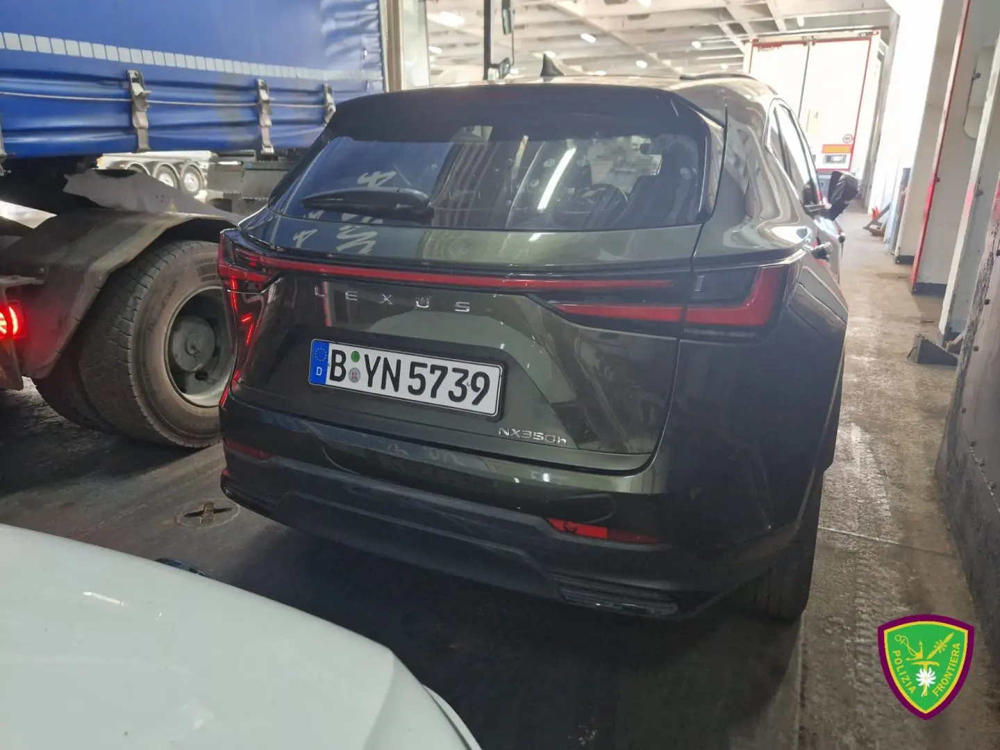 Auto di lusso clonate e destinate al mercato nero in Tunisia, sequestri a Palermo