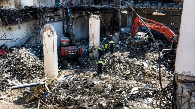 Crollo della palazzina a Messina, l’inchiesta entra nel vivo: al via le autopsie e le perizie tecniche sull’edificio