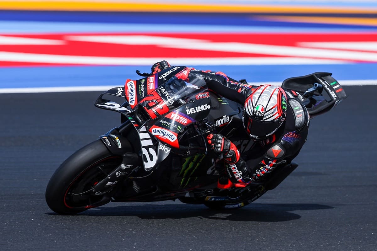 Pole per Bezzecchi a Misano, preceduti Marc Marquez e Aldeguer