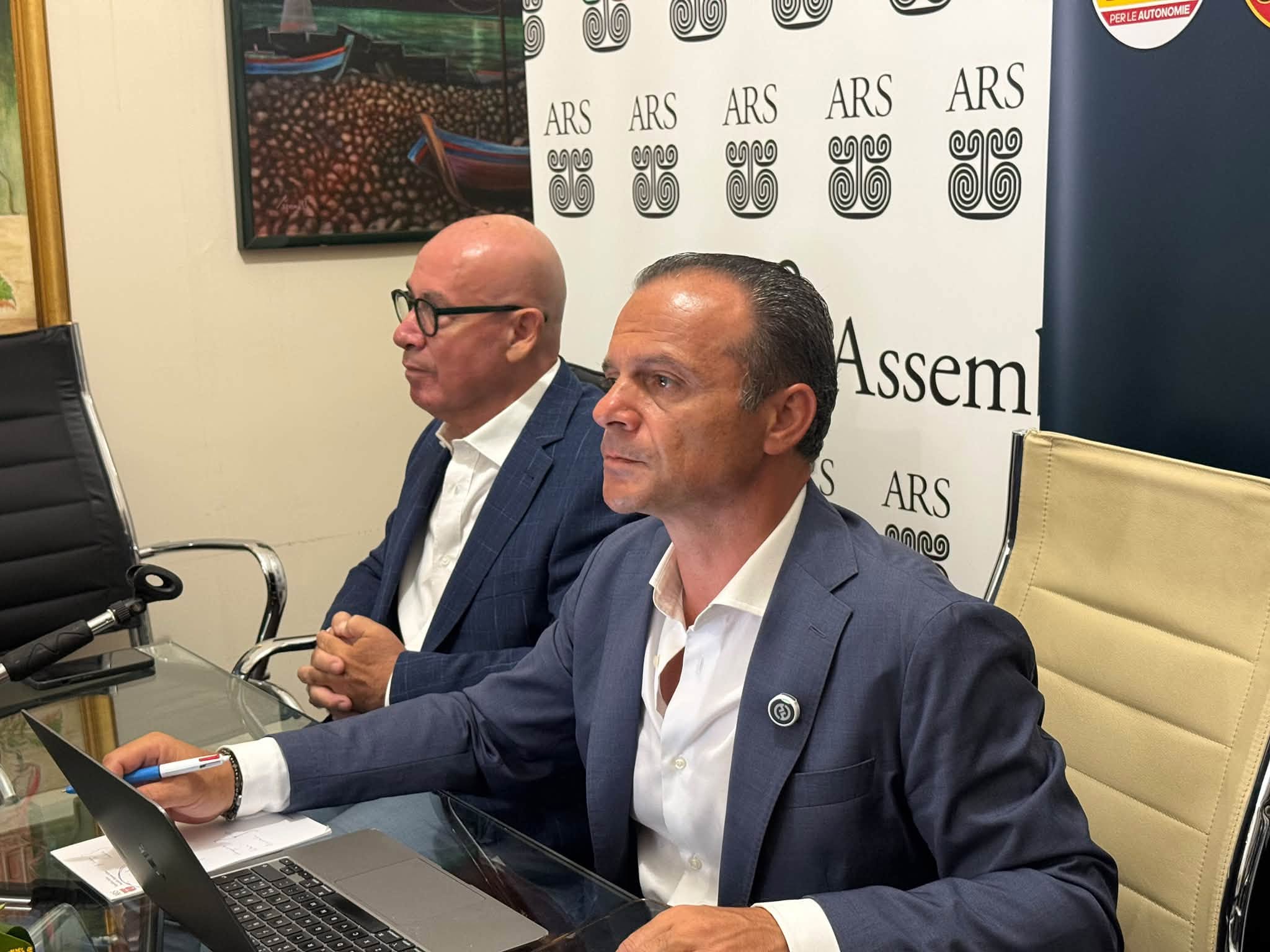 Cateno De Luca “imbarca” anche gli impresentabili…