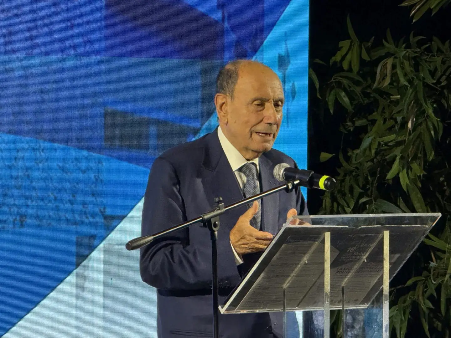 Schifani “Condividere i temi strategici con le opposizioni”
