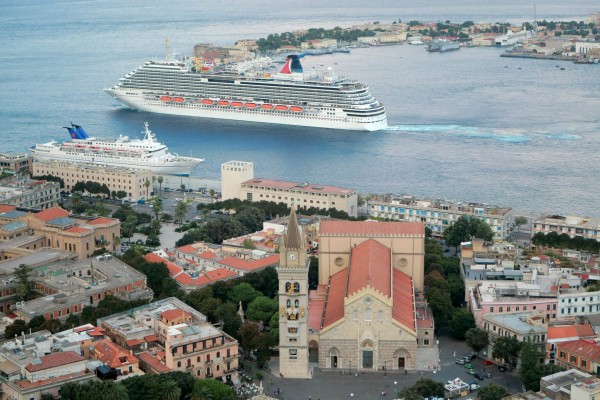 Capitale Messina: "Sì alla sdemanializzazione delle aree cittadine"