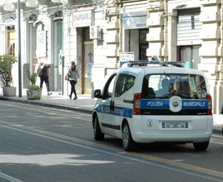 "Scout" e autovelox: controlli a raffica della polizia municipale