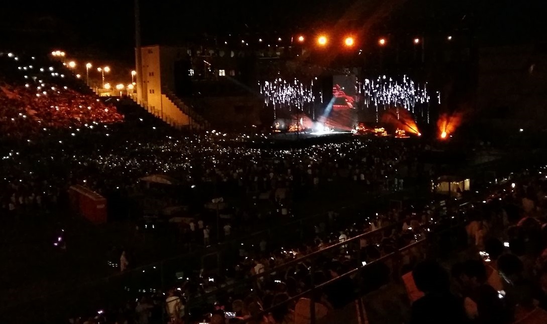 Estorsione agli autisti dei bus durante il concerto di Tiziano Ferro, due giovani finiscono in carcere