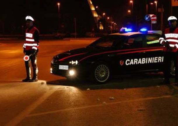 Movida, segnalati 18 ragazzi per guida in stato di ebbrezza e uso di droga
