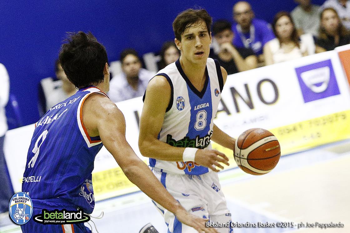 Laquintana va a Pistoia: "Cresciuto dove la pallacanestro è passione, grazie Capo"