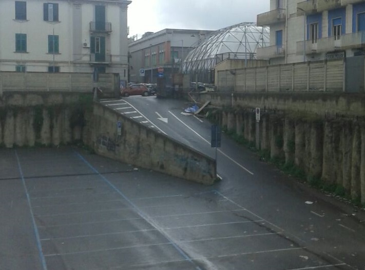 Lavori al parcheggio La Farina, provvedimenti e limitazioni viarie