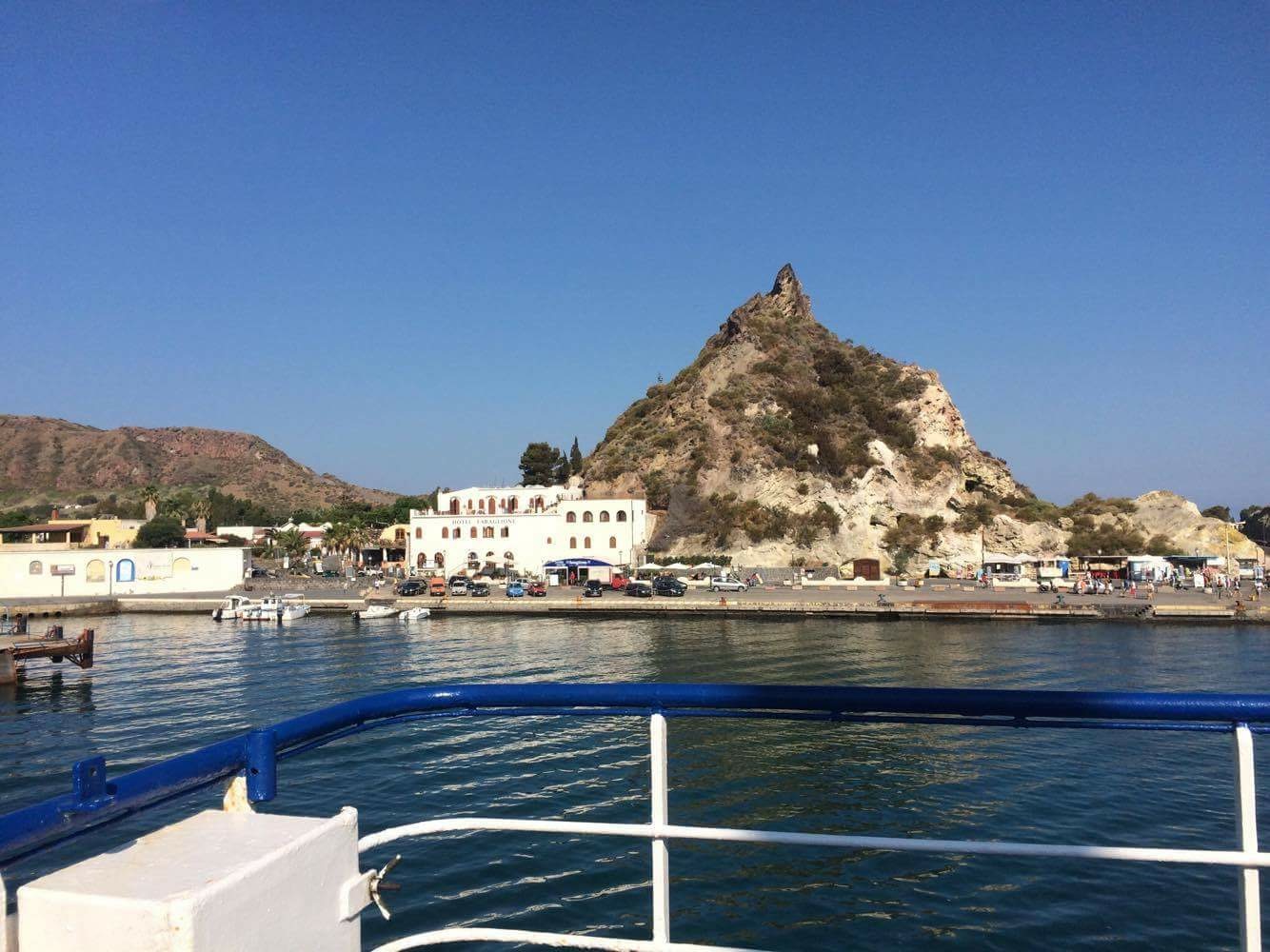 Vulcano, sequestrate due ville alla mafia: ospiteranno i carabinieri