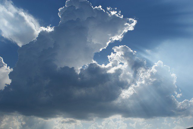 Meteo, nuvole consistenti sulla Sicilia