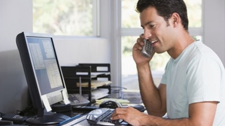 Barcellona, l'Amministrazione avvia il primo corso di telelavoro