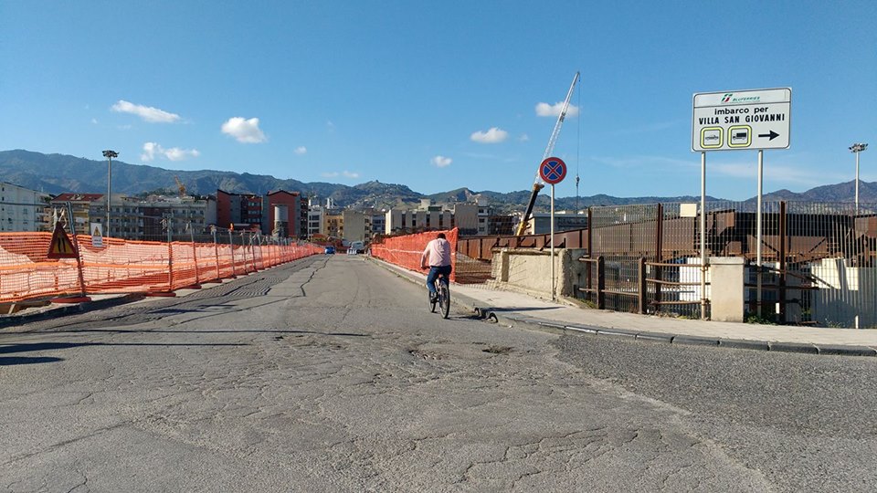Via Don Blasco, i 100 metri della discordia