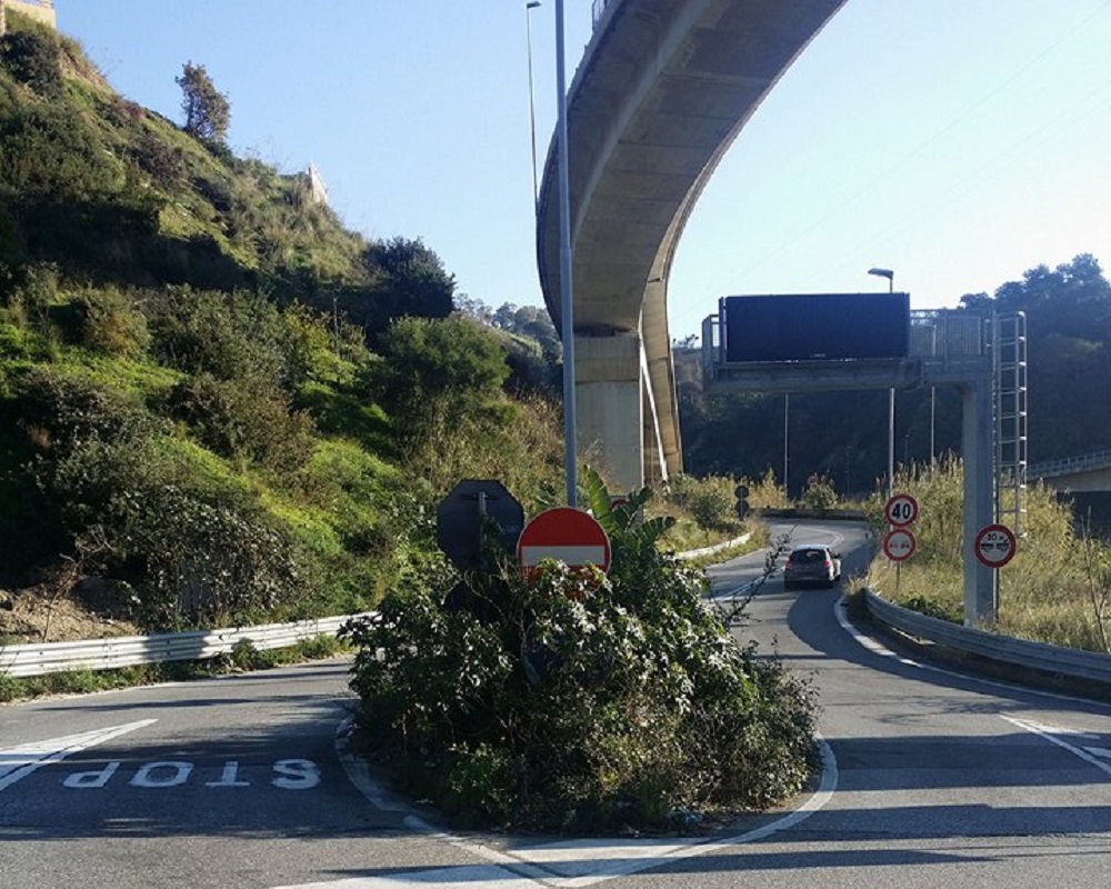 Pavimentazione via San Jachiddu, modifiche a viabilità e linea Atm