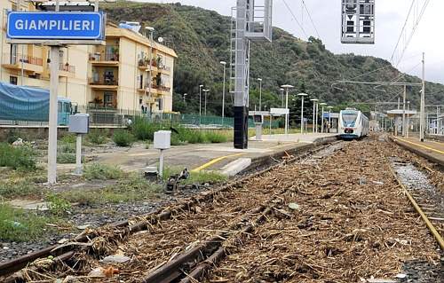 Uila: "Basta frasi fatte, servono misure concrete per ricordare le vittime di Giampilieri"