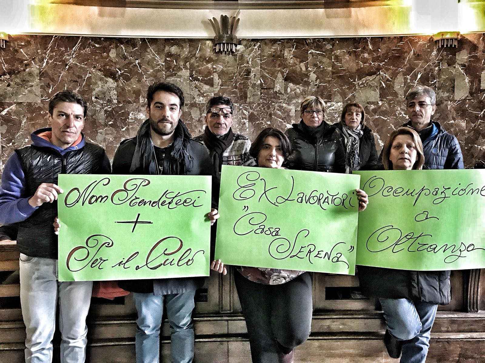 Disattesi impegni per Casa Serena, Zuccarello insieme agli occupanti dei Servizi Sociali: Accorinti spieghi perché