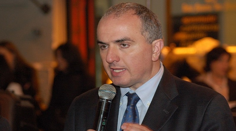 Lumia: "Il Pd si confronti con il Movimento 5 Stelle, no all'Aventino"
