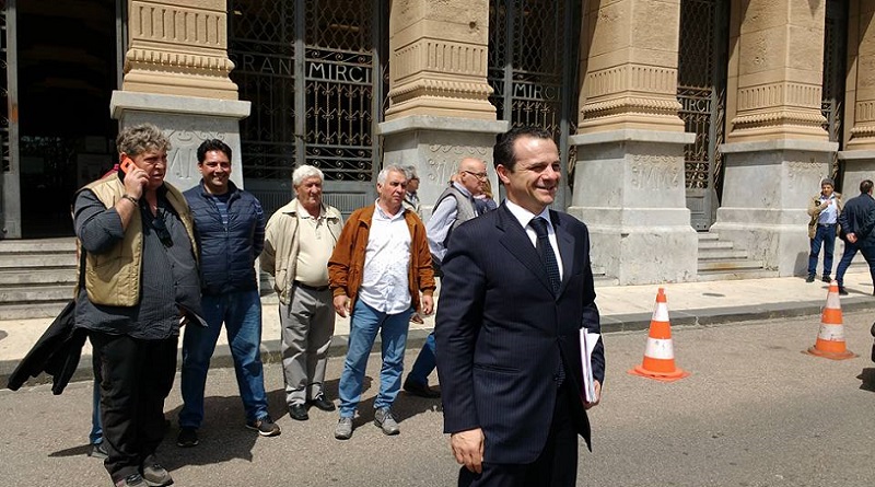 “Quale ostruzionismo del Consiglio Comunale?”. Approvate 6 delibere di gestione De Luca. L’ultima ambisce a 50 "varianti"