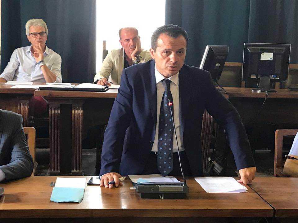 Caos Risanamento, da De Luca nessun passo indietro: "Pronto a scatenare un catemoto"