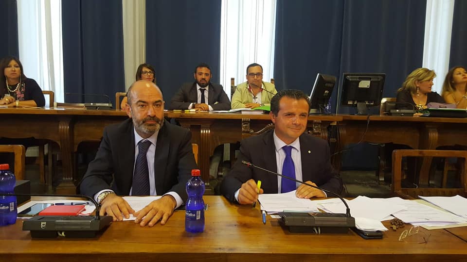 Agenzia Risanamento, De Luca cambia "natura": “Ente né economico né strumentale”. Consiglio lo “benedice"