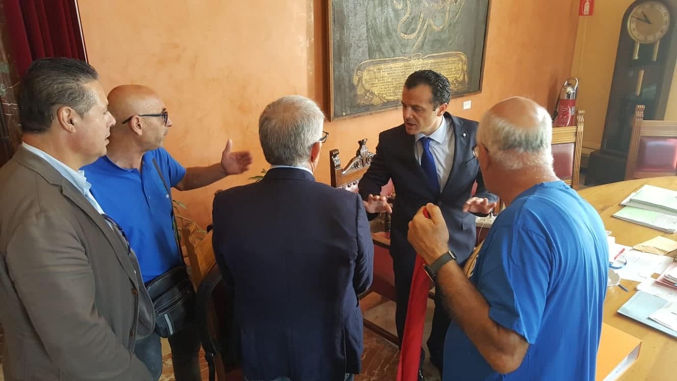 Protesta lavoratori Amam, De Luca: "Politica e sindacati hanno creato solo illusioni"