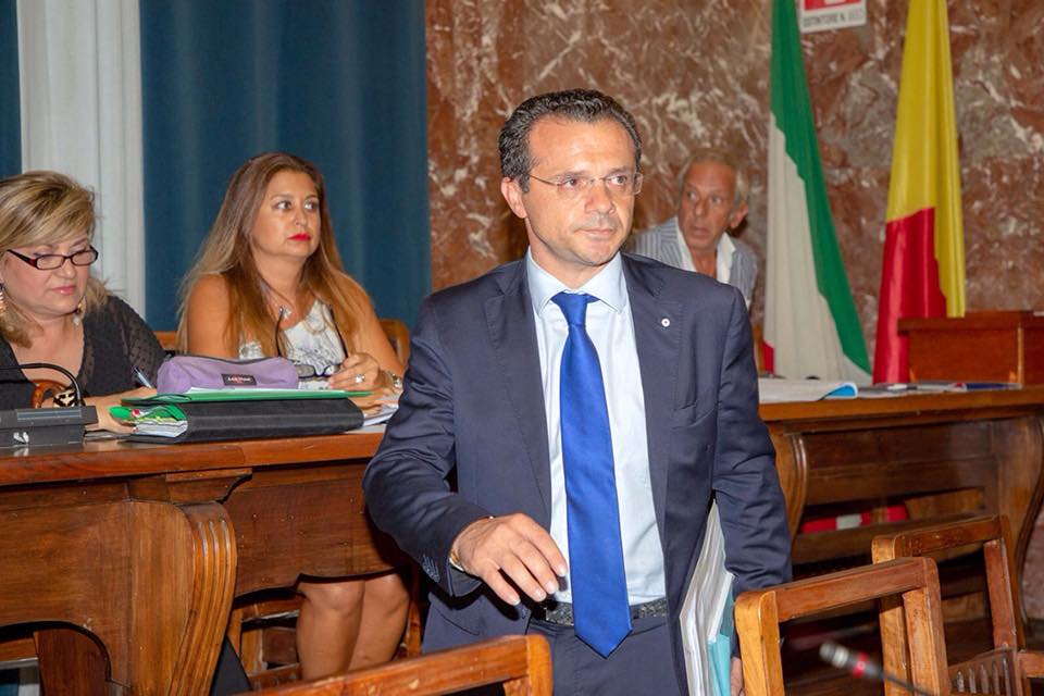 Agenzia Risanamento, dopo il voto torna il sereno tra De Luca e il Consiglio: "Insieme abbiamo difeso Messina"
