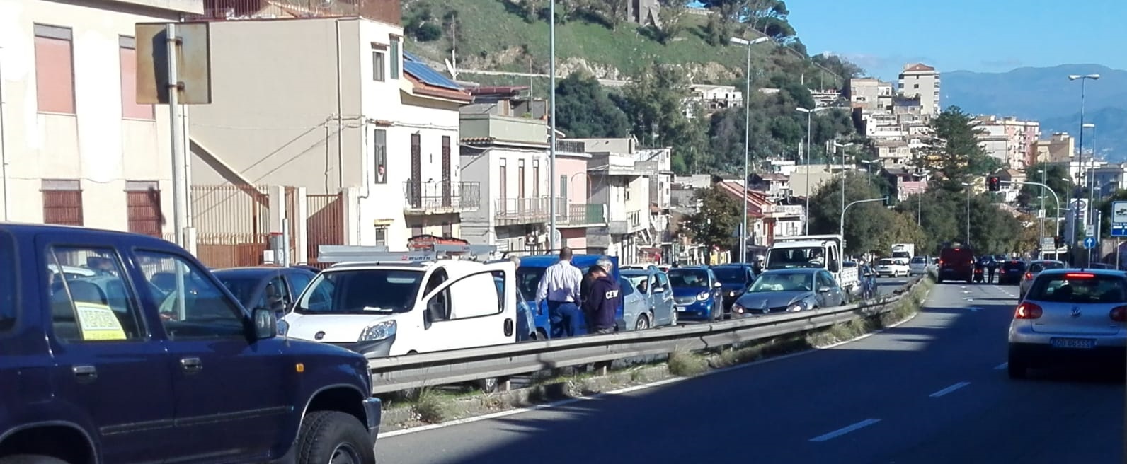 Tamponamento davanti alla "Gentiluomo", Gioveni: "Collocare Polizia municipale"