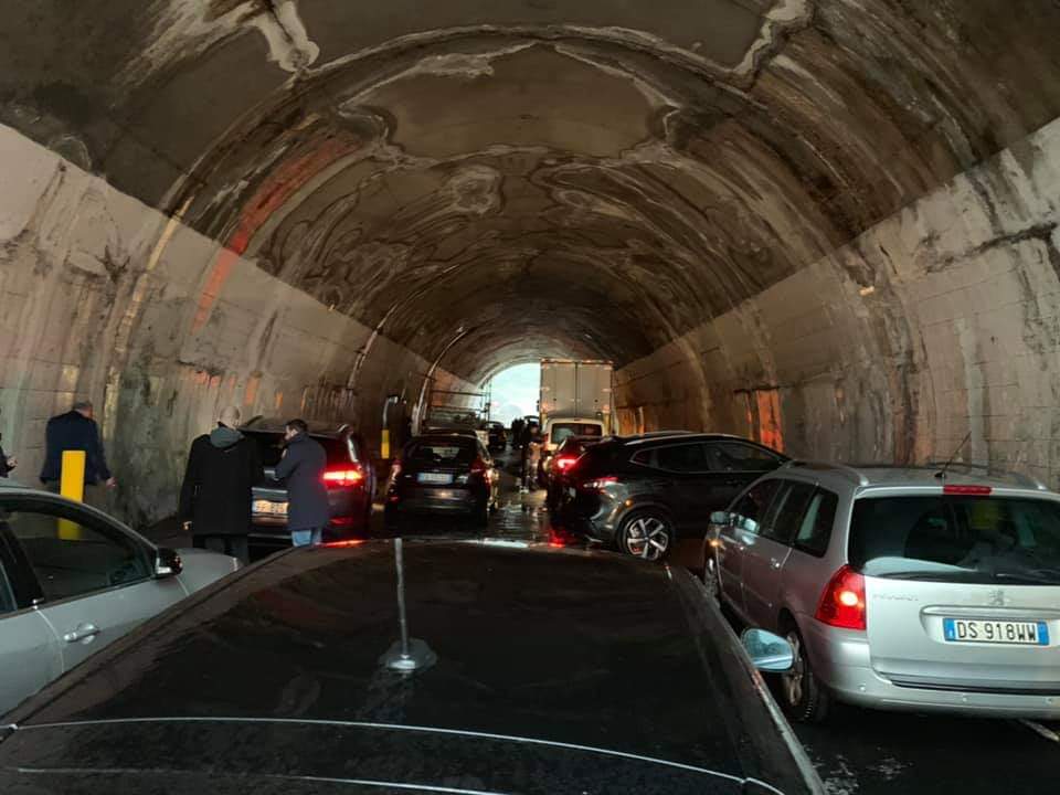 Incubo A18: maxi-tamponamento a Scaletta, 2 feriti