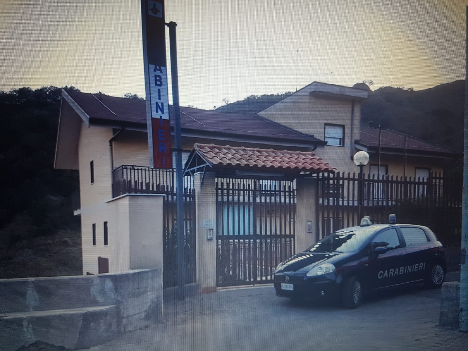 Topo d'appartamento inchiodato dal Dna ed arrestato dai carabinieri