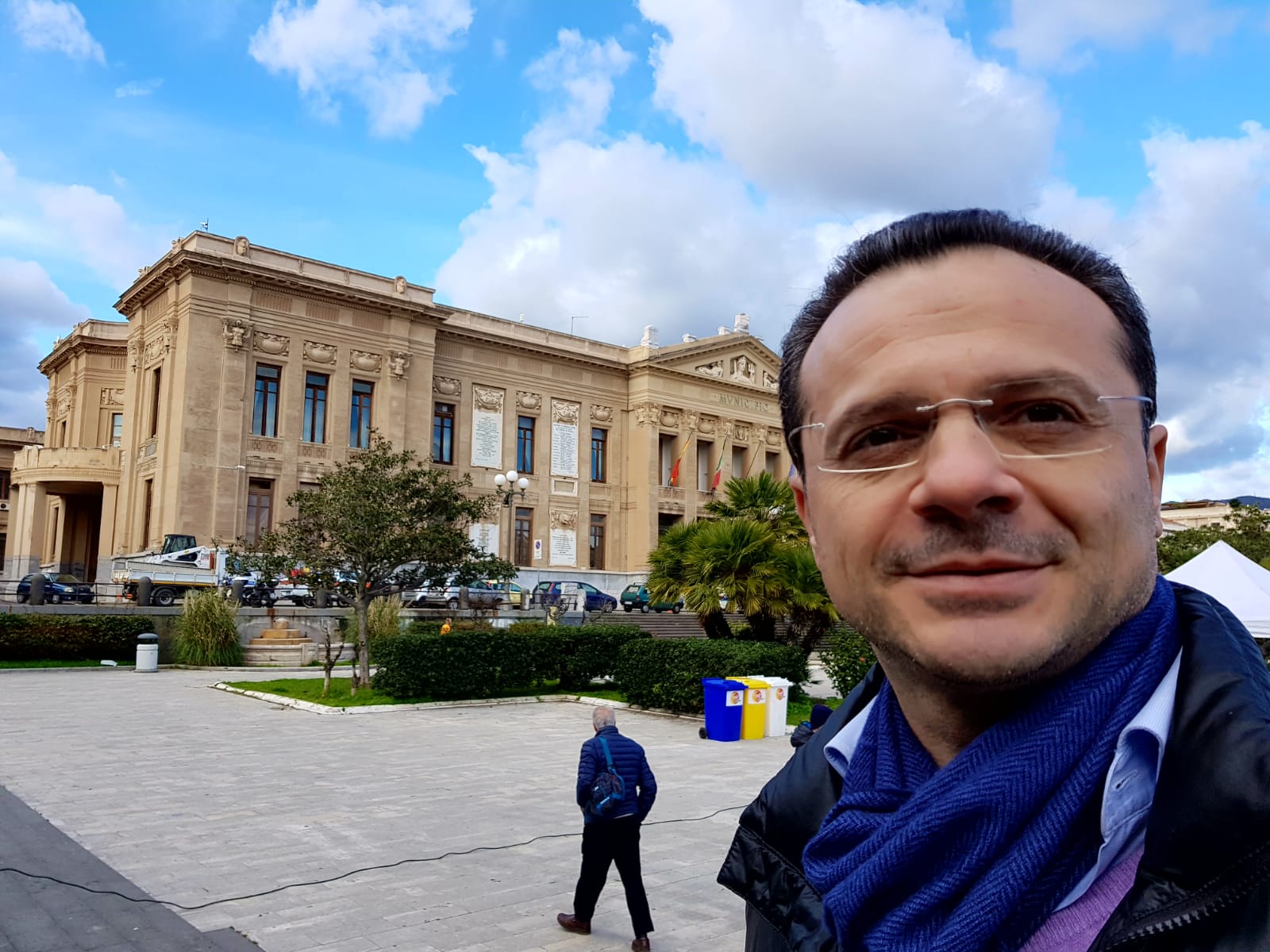 Cateno De Luca affonda il commercio messinese