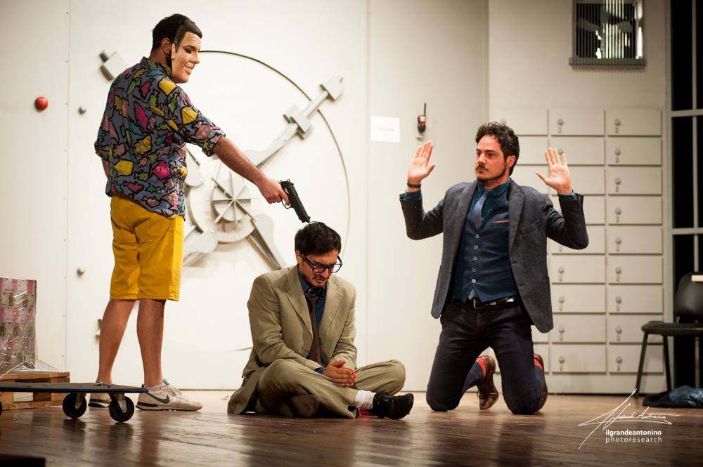 quiNteatro. Trionfale successo per la black comedy Claustrofobia