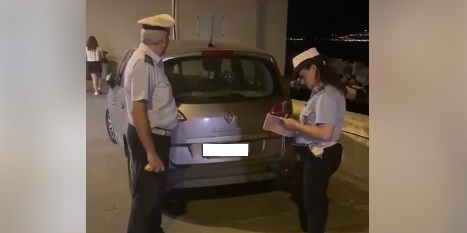 Nuovo blitz dei vigili urbani a Torre Faro: elevate 85 multe e rimossi 35 mezzi