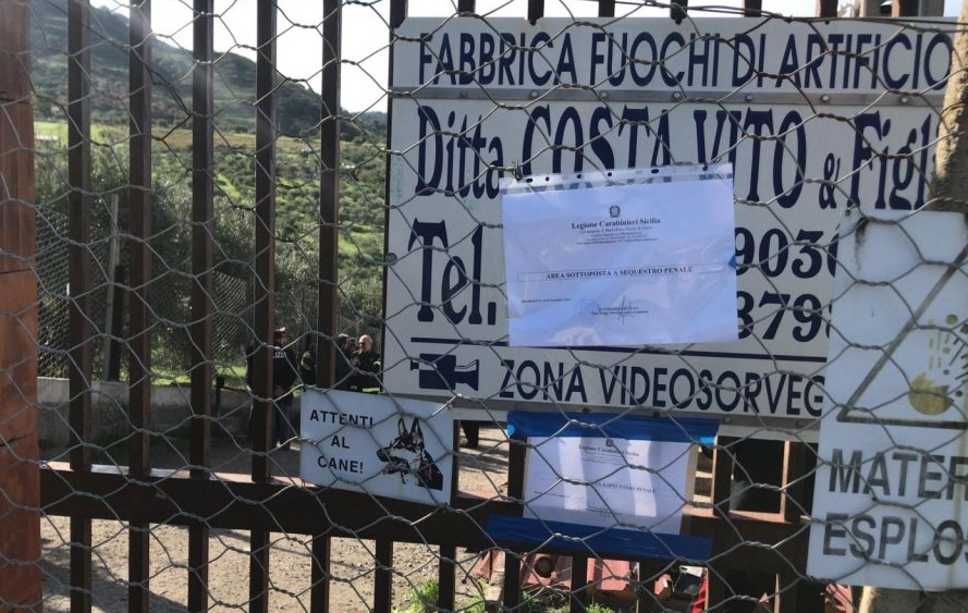 Scenario post-bellico nella fabbrica-killer