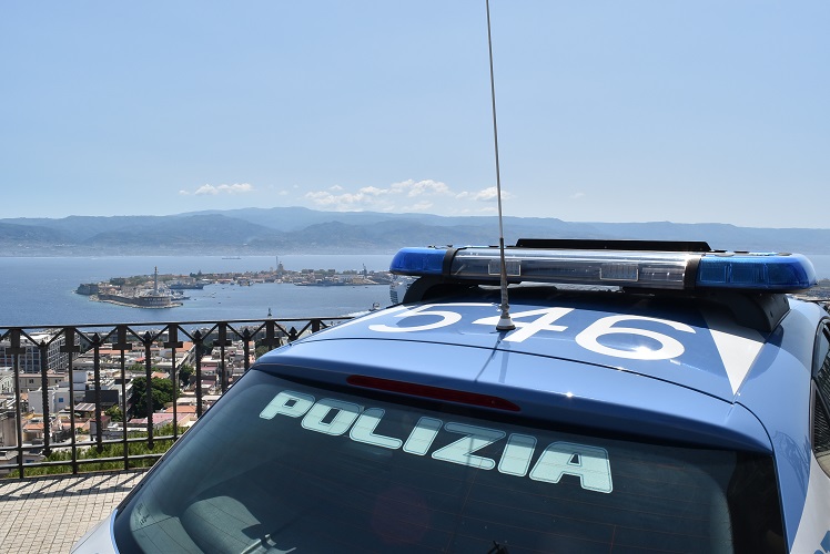 Botte alla convivente: arrestato