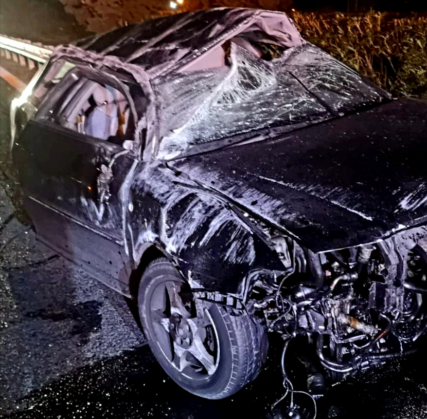 A20, Audi sbanda: due persone in gravi condizioni