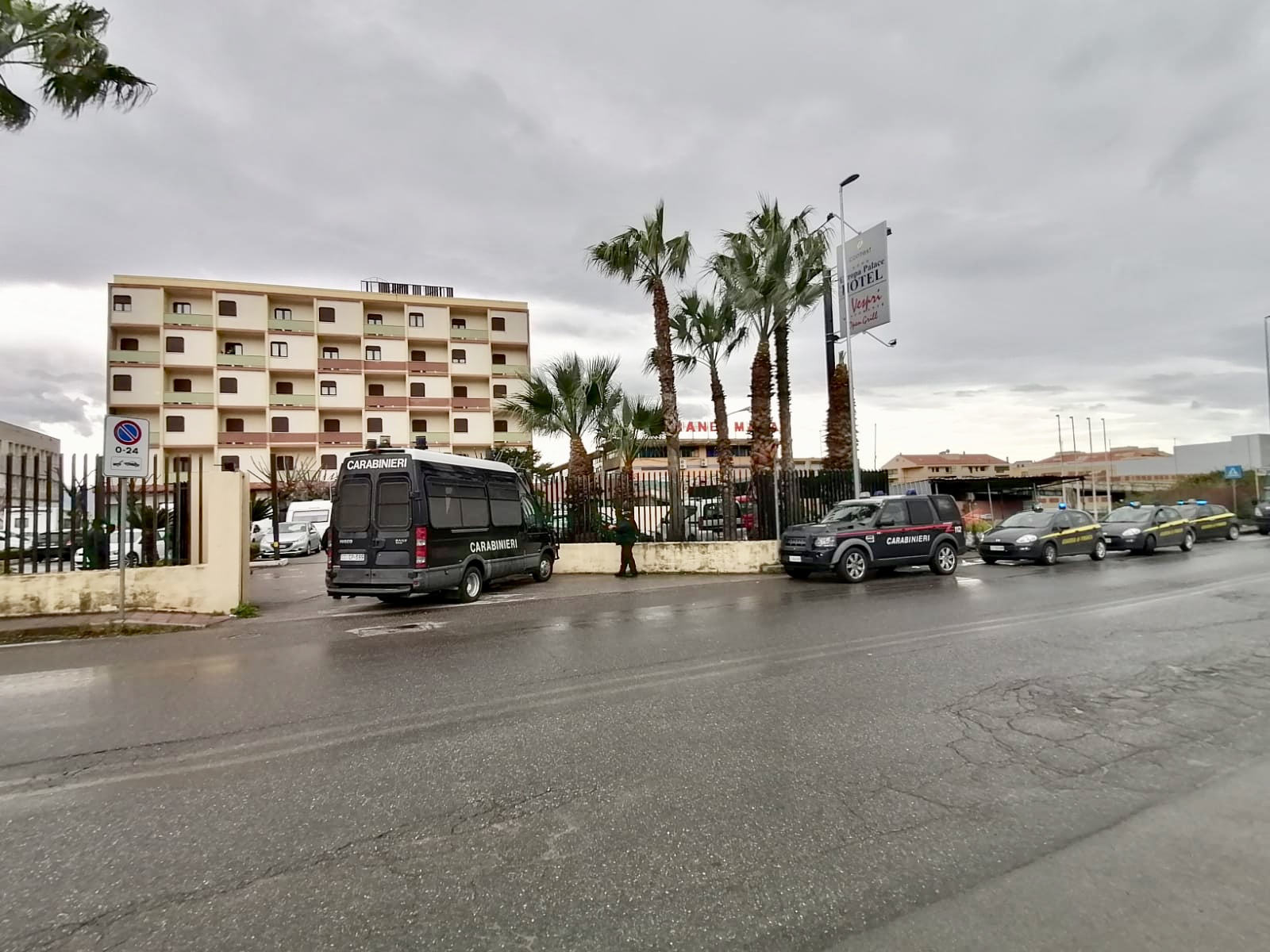 Disperati bloccati a Villa sono a Messina all'Hotel Europa