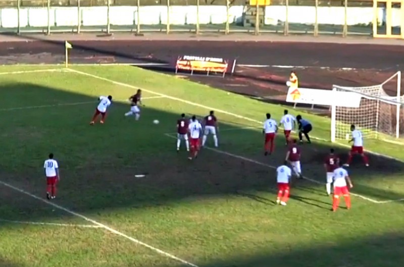 FC Messina mette paura all'Acireale. Il portiere Pitarresi ed un palo, fermano i peloritani sul nulla di fatto