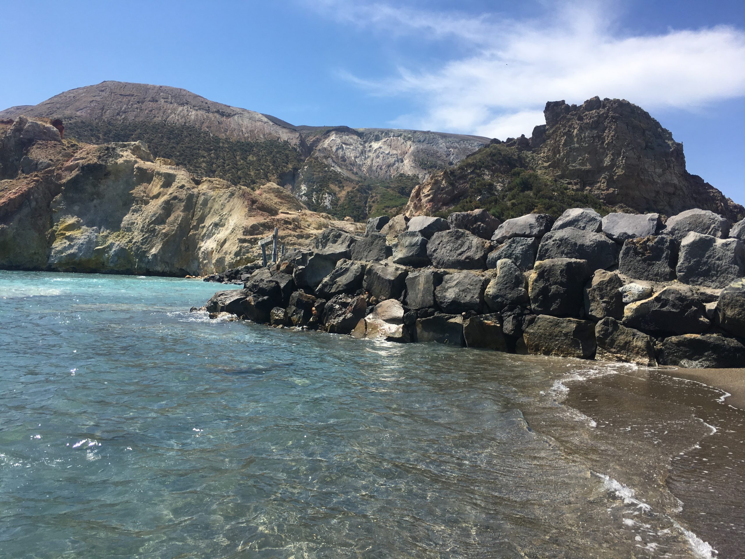 Sequestro fanghi Vulcano, il Comune di Lipari si costituisca parte civile