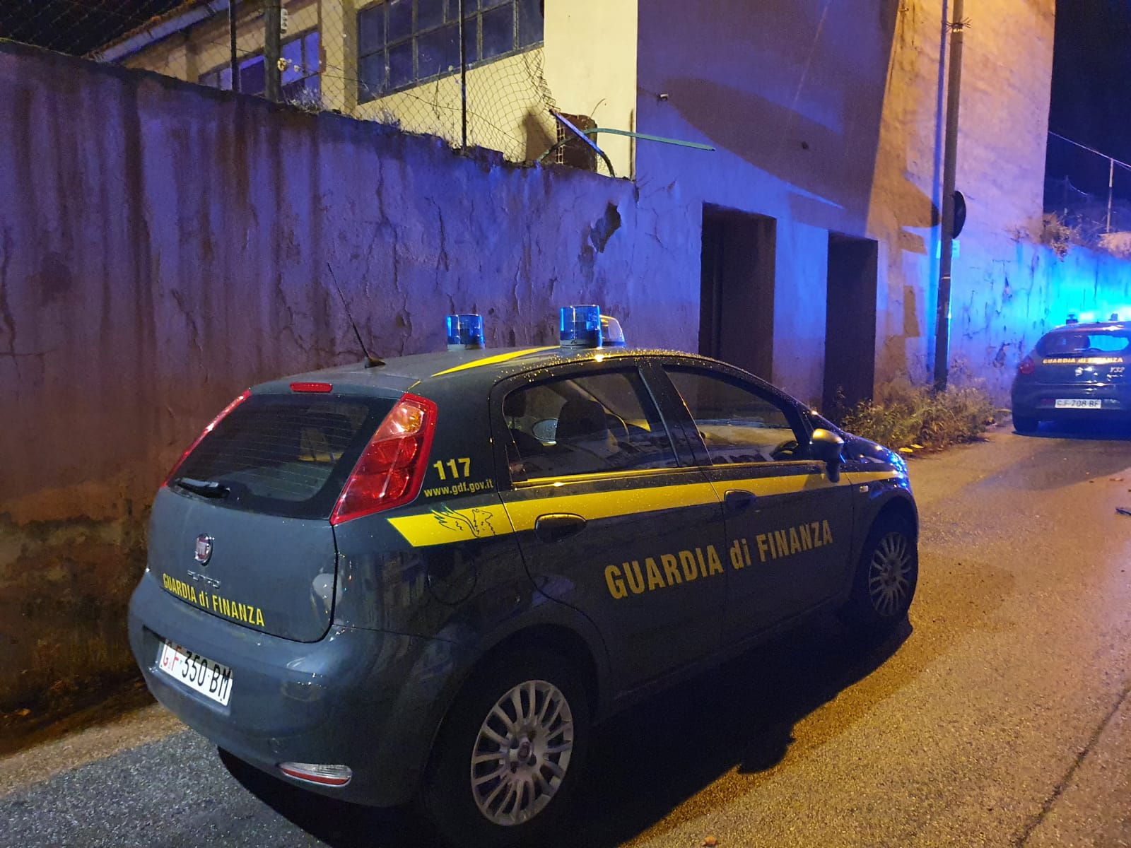 Bisconte, migranti in fuga. Ferito finanziere