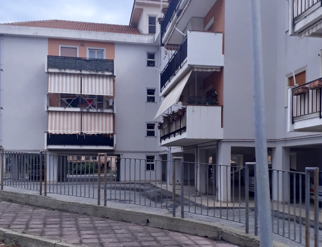 Senz'acqua da agosto, appello di 140 famiglie al sindaco