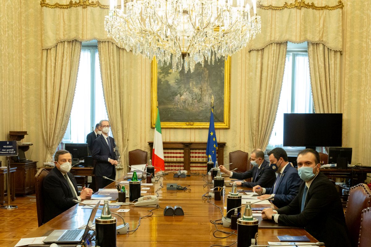 Salvini “Fiducia in Draghi, spero che nessuno si metta di traverso”