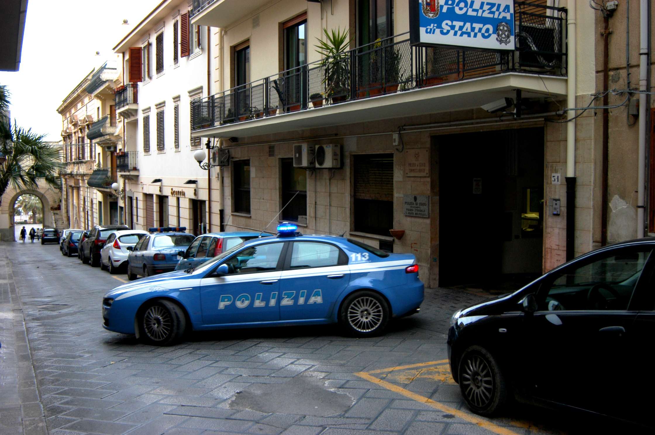 Raccolta scommesse in un circolo ricreativo, Polizia sequestra il locale